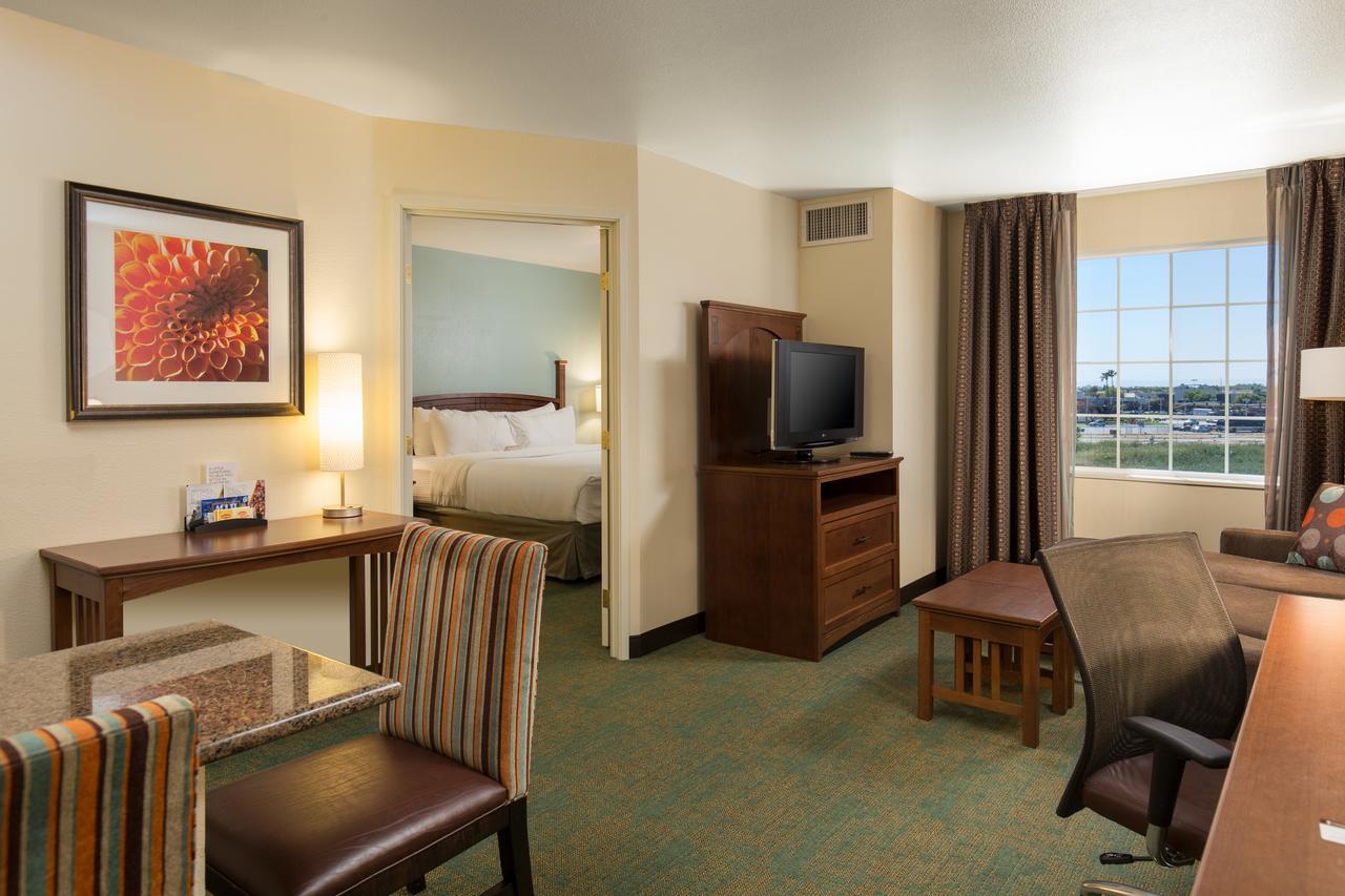 Staybridge Suites Sacramento-Folsom By Ihg Eksteriør bilde